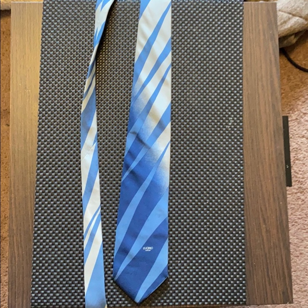 Cool blue abstract Japanese tie